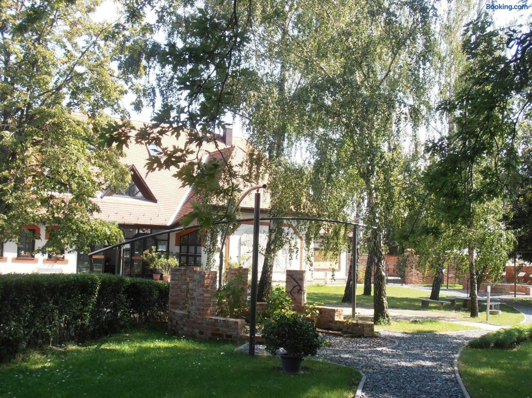 玛尔提诺姆成人高校旅舍