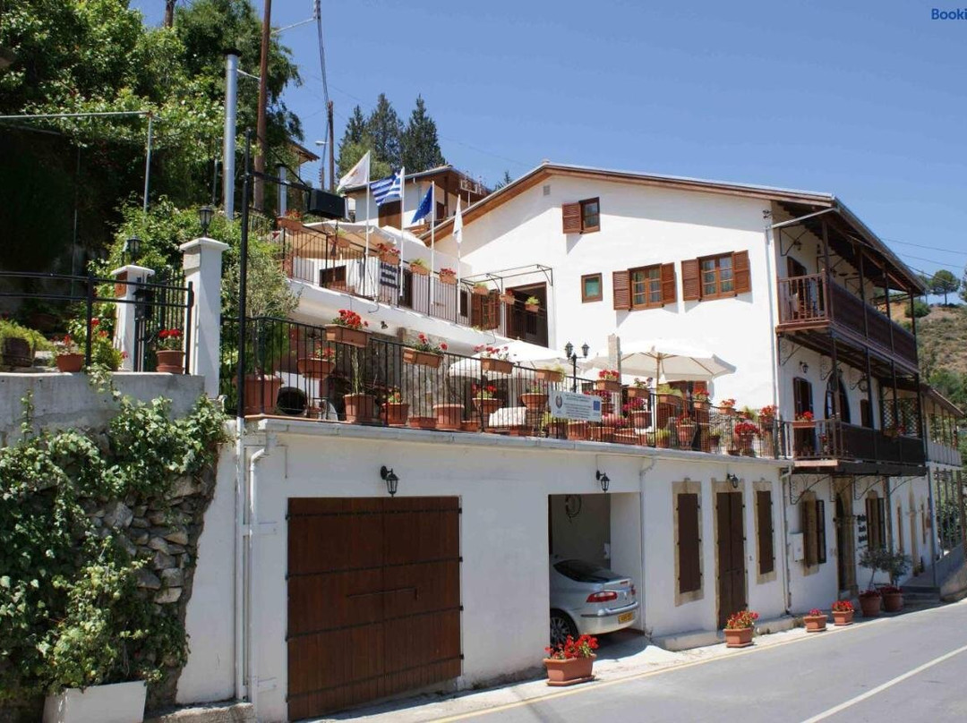 Atratsa Mountain Suites