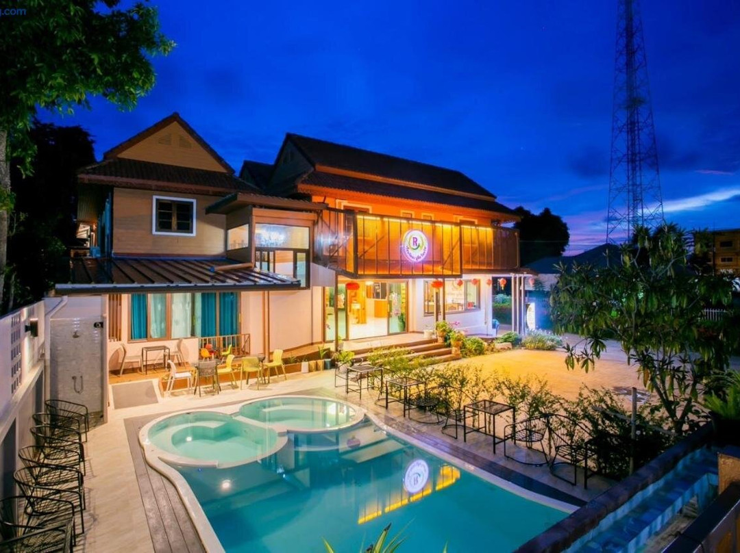 Ratana Boutique Resort