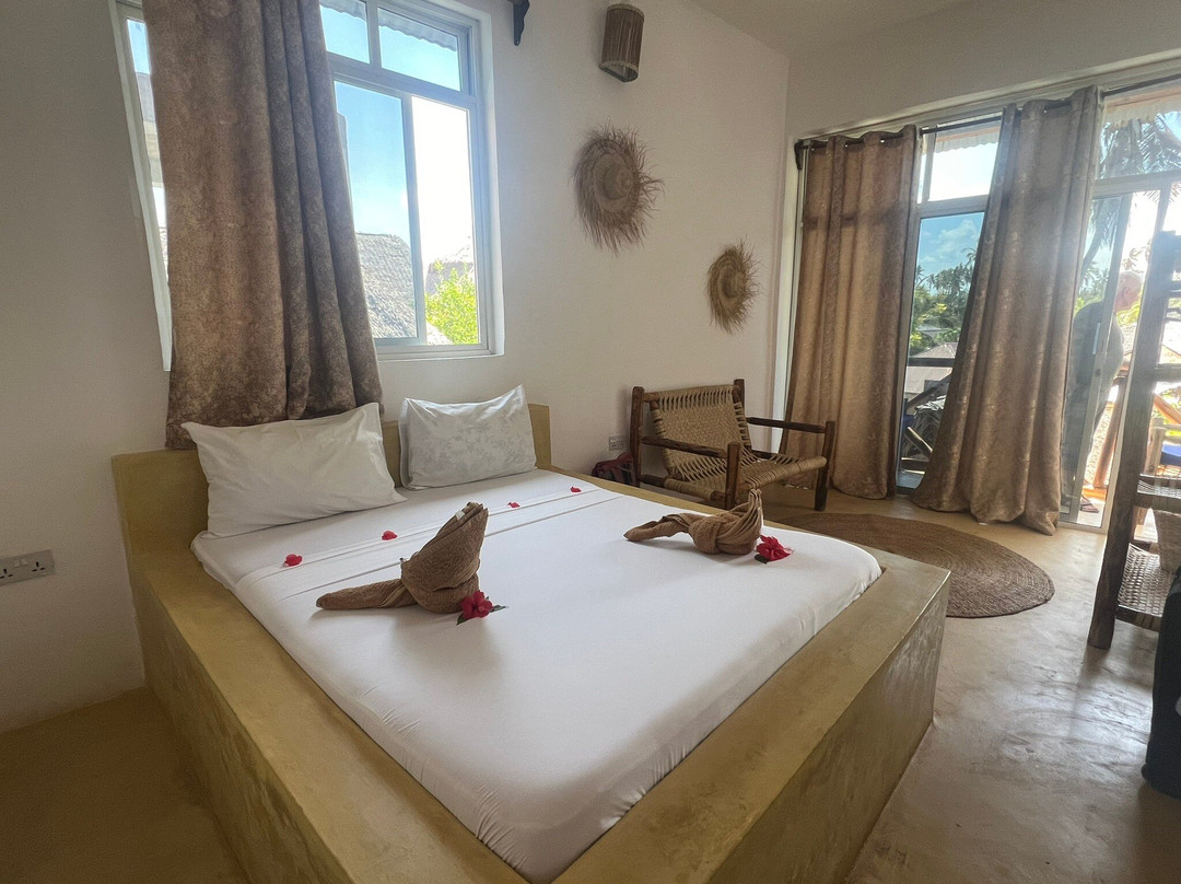 Equalia Rose Hotel