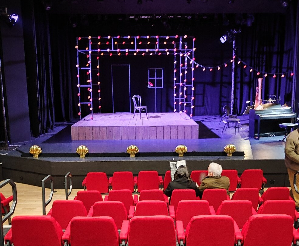 Borough Theatre景点图片