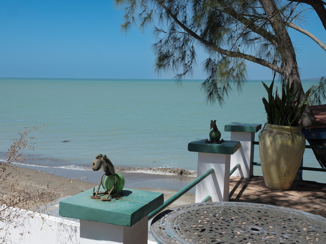 Indigo Beach Resort