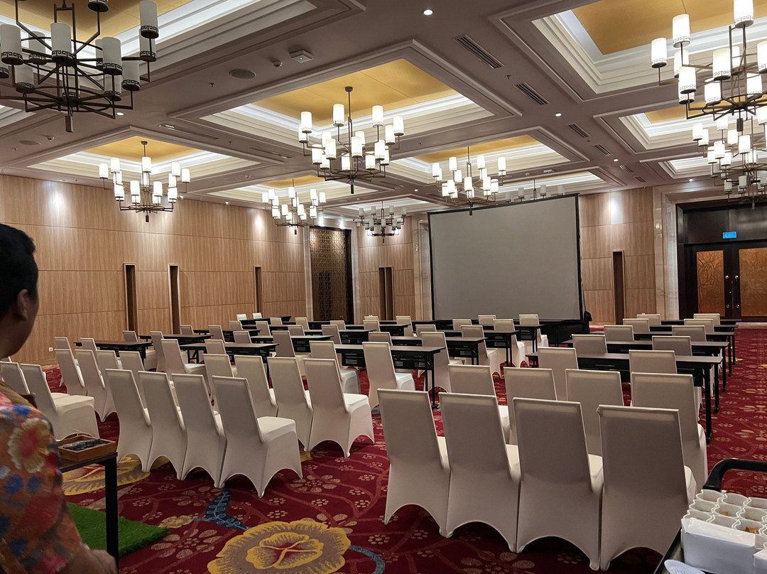 Hotel Tentrem Semarang主图
