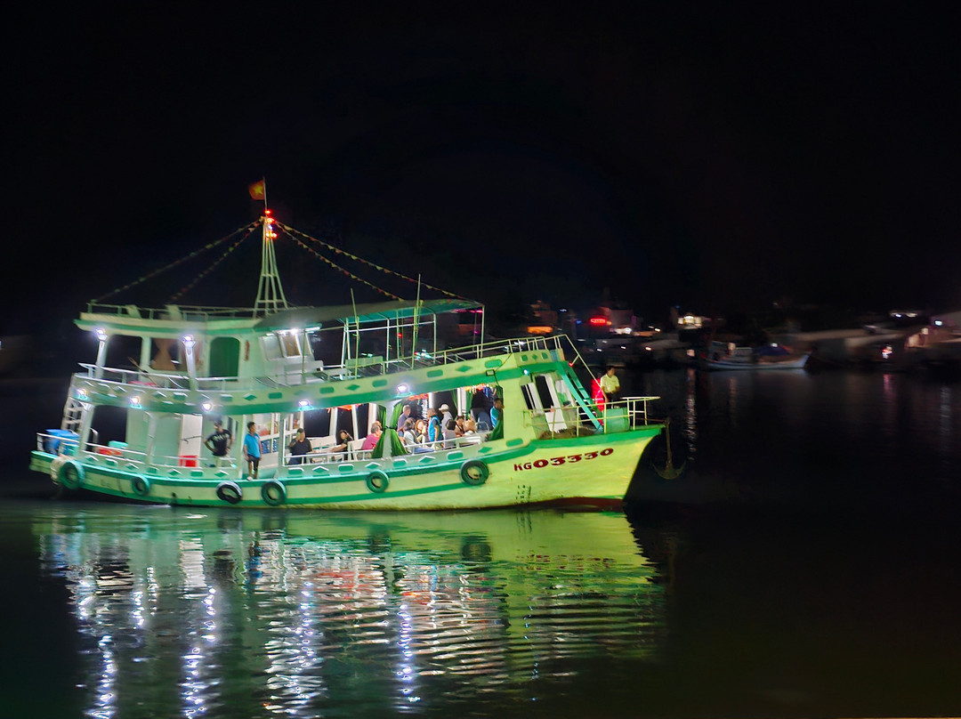 Bach Dang Park (Dinh Cau)-扬东必去景点