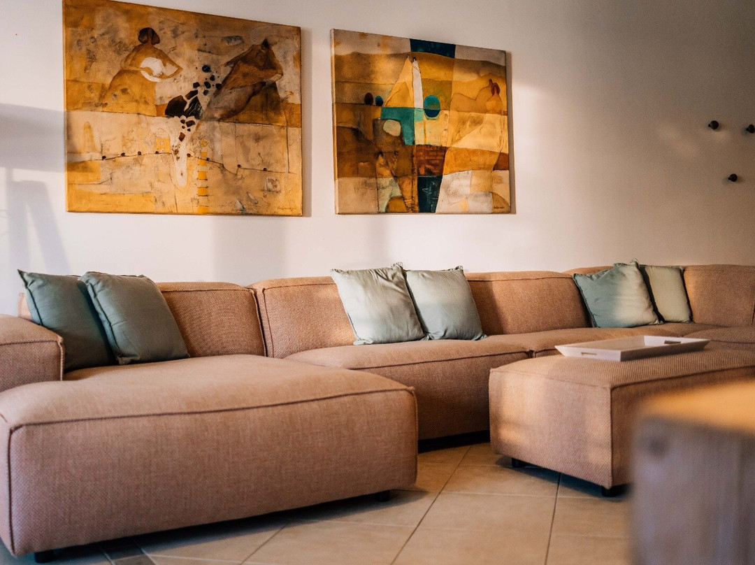 The Bellafonte - Luxury Oceanfront Hotel主图