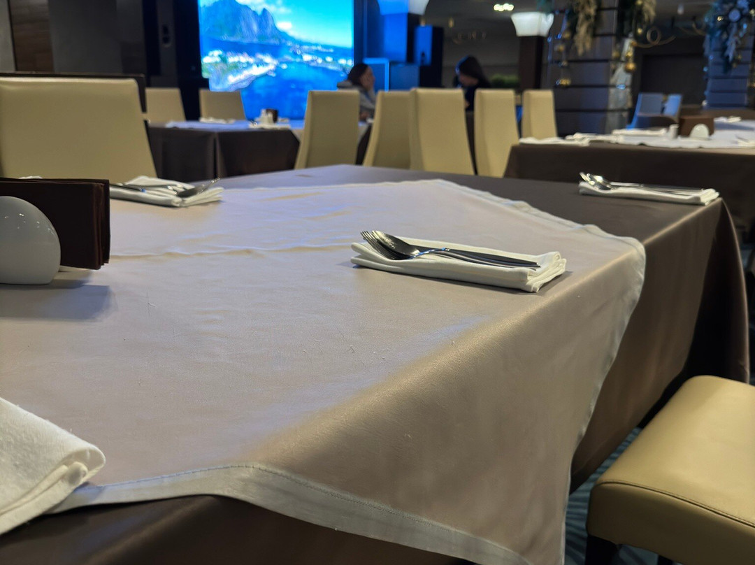 Intourist Hotel主图