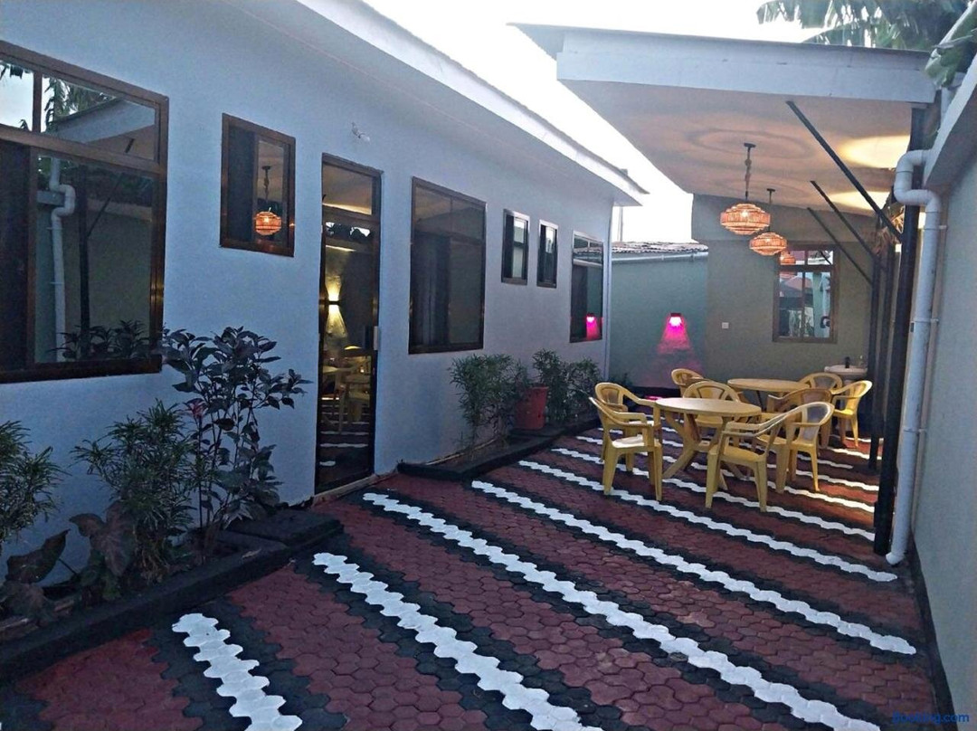 California Lodge