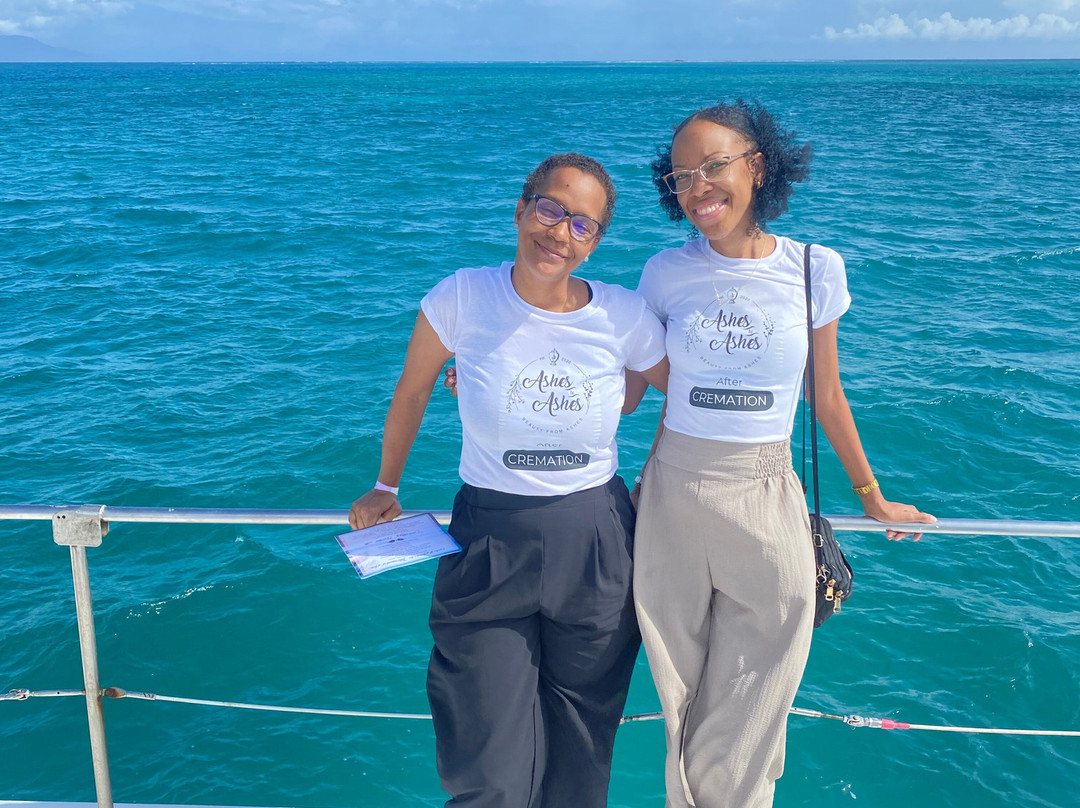 Loose Cannon Boat Charters and Tours-金斯敦必去景点