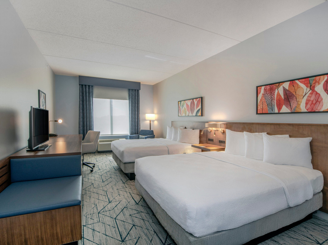 Hilton Garden Inn Raleigh-Cary主图
