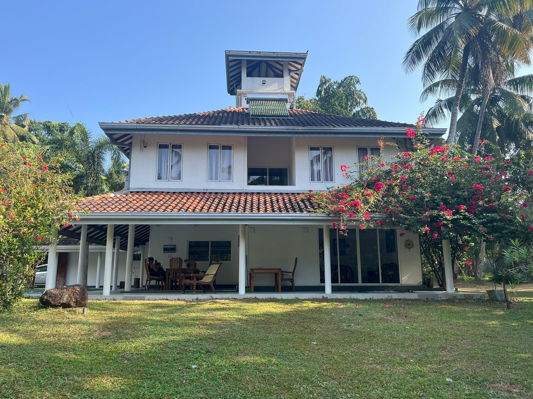 Anuhas Airport Villas主图