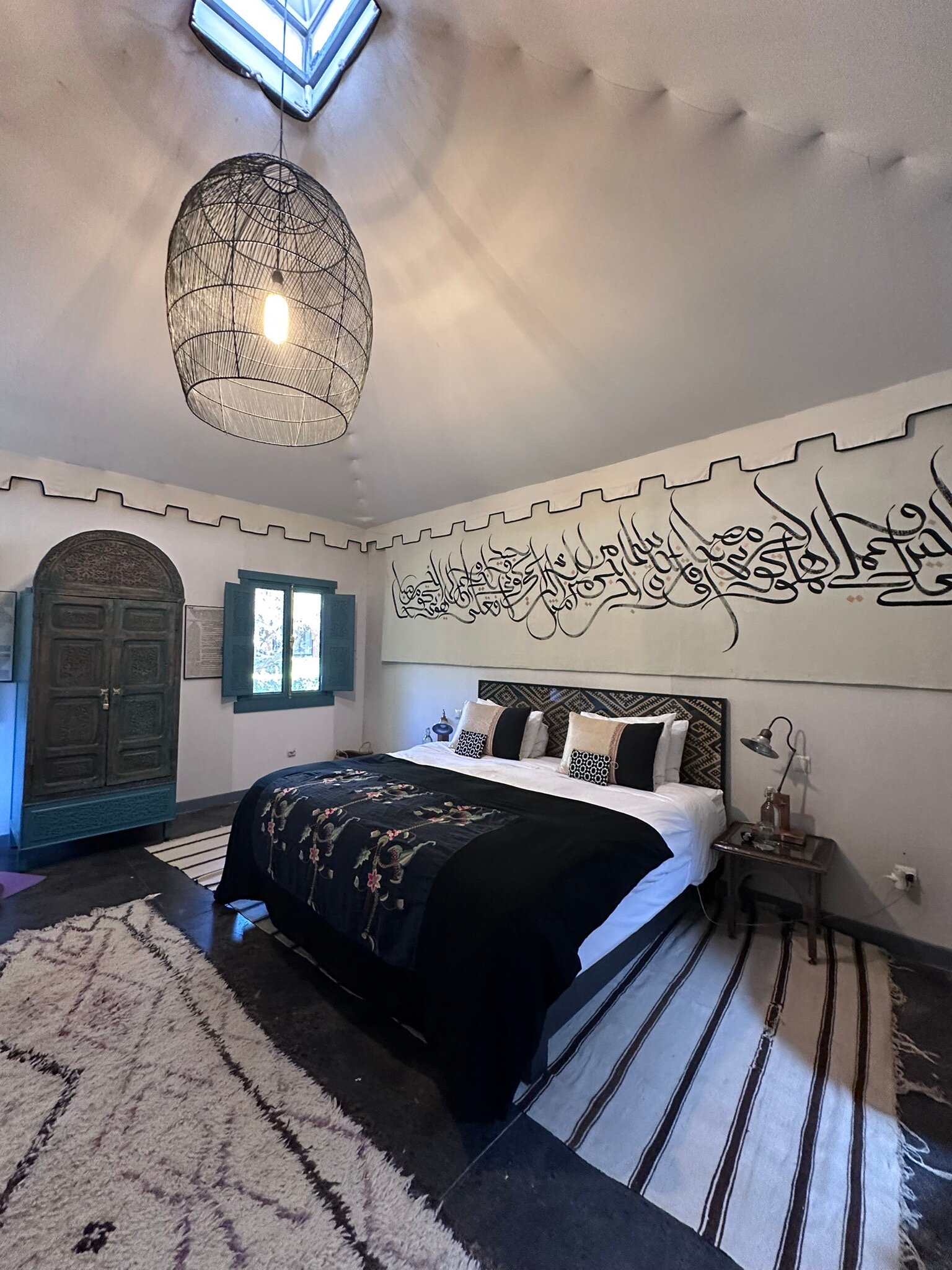 Peacock Pavilions-官方