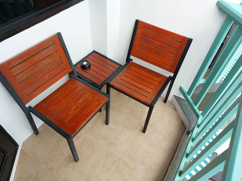 普吉岛宜必思卡塔酒店主图