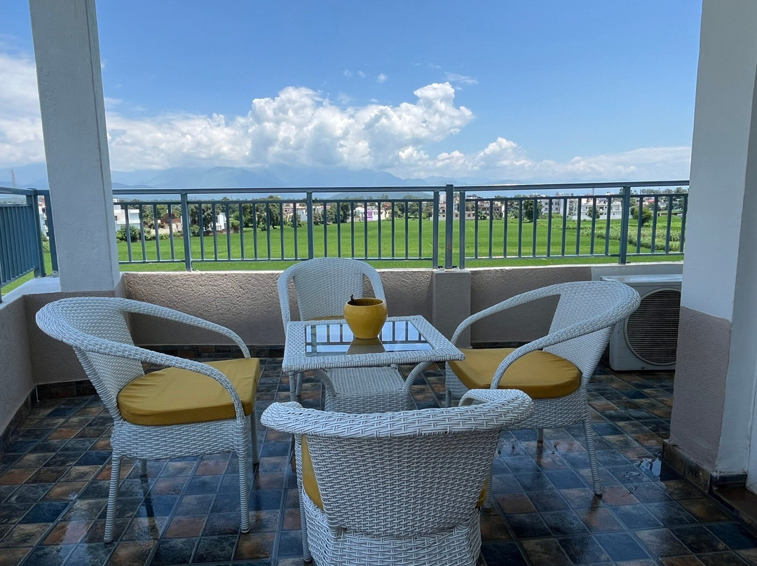 Hotel Guru Surbhi主图