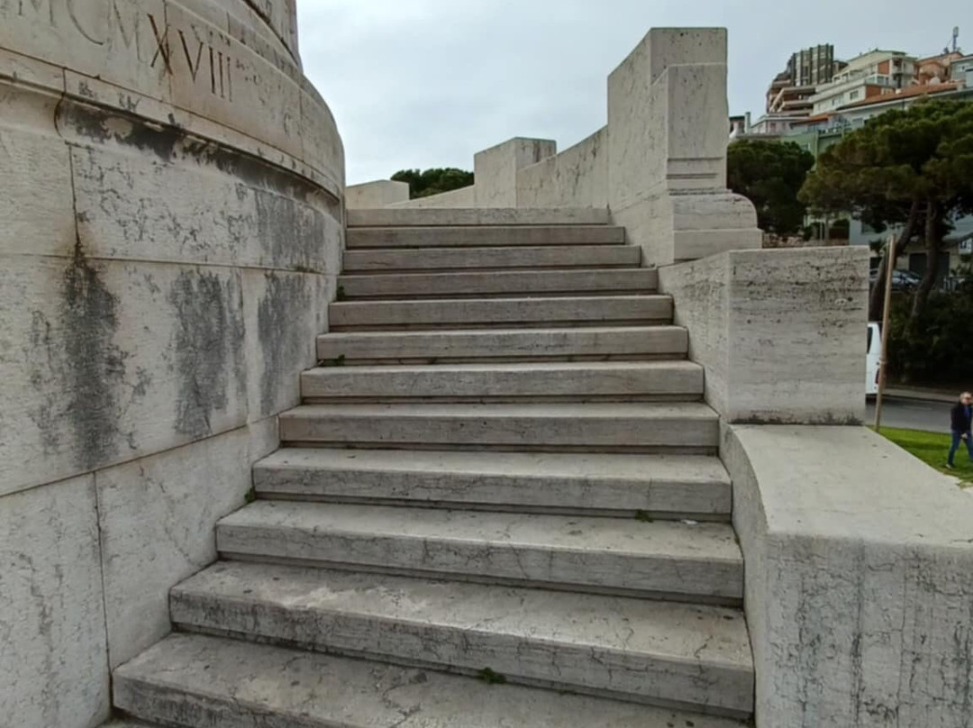 Monumento ai Caduti-安科纳必去景点