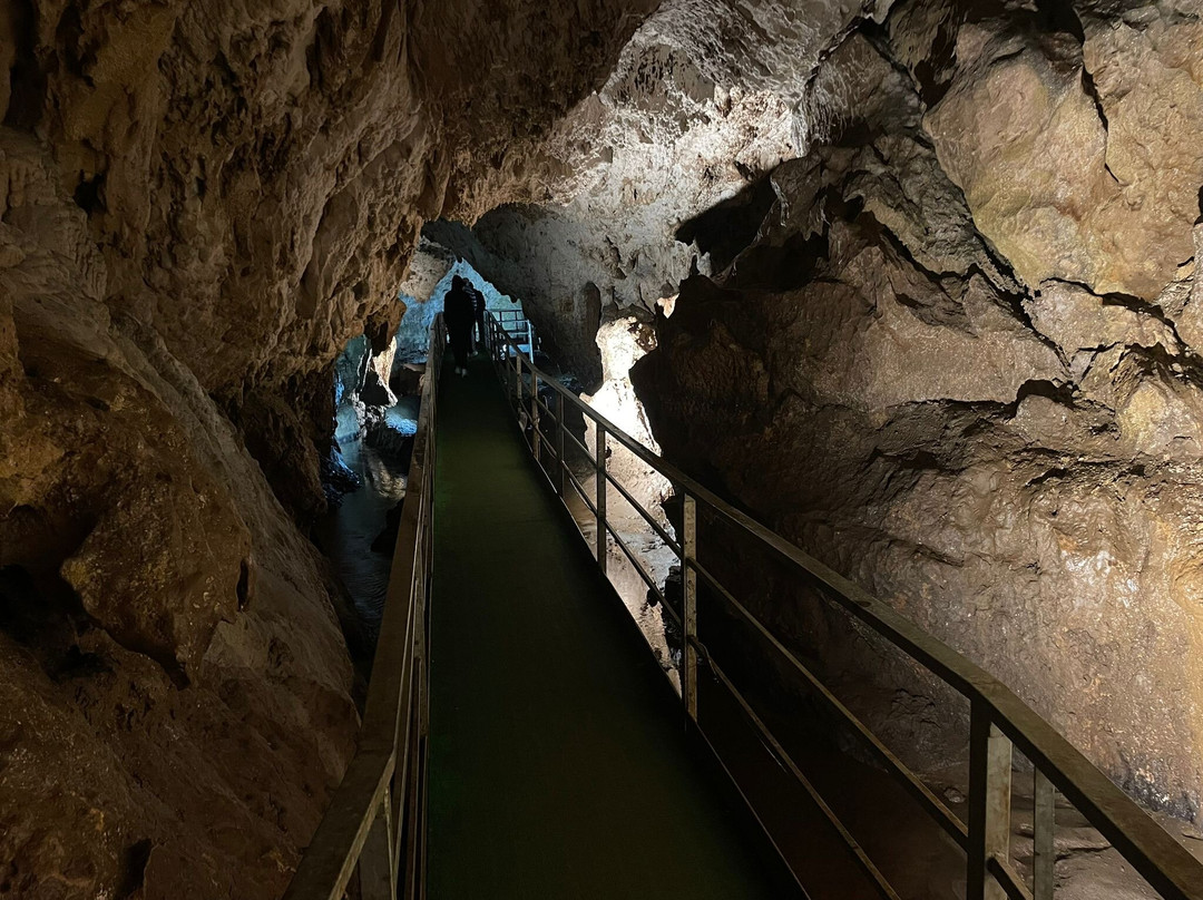 Grotte Dell'Arco-Bellegra必去景点