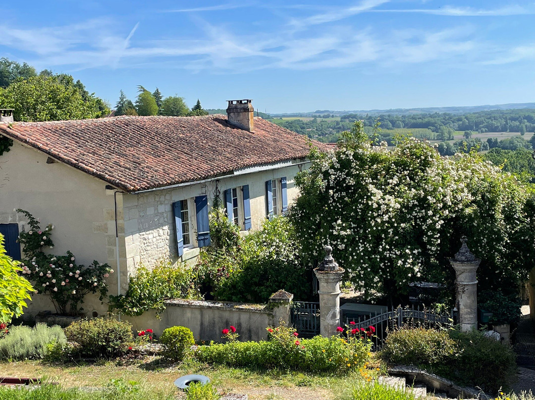 Place Trarieux-Aubeterre-sur-Dronne必去景点