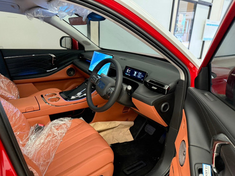 Mrchamp Private Car For You-清迈必去景点