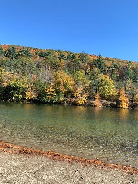 Emerald Lake State Park-Dorset必去景点