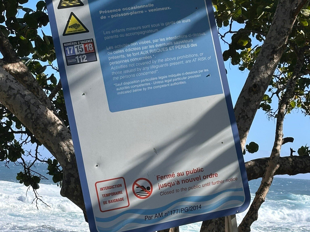 Plage De Saint-pierre景点图片