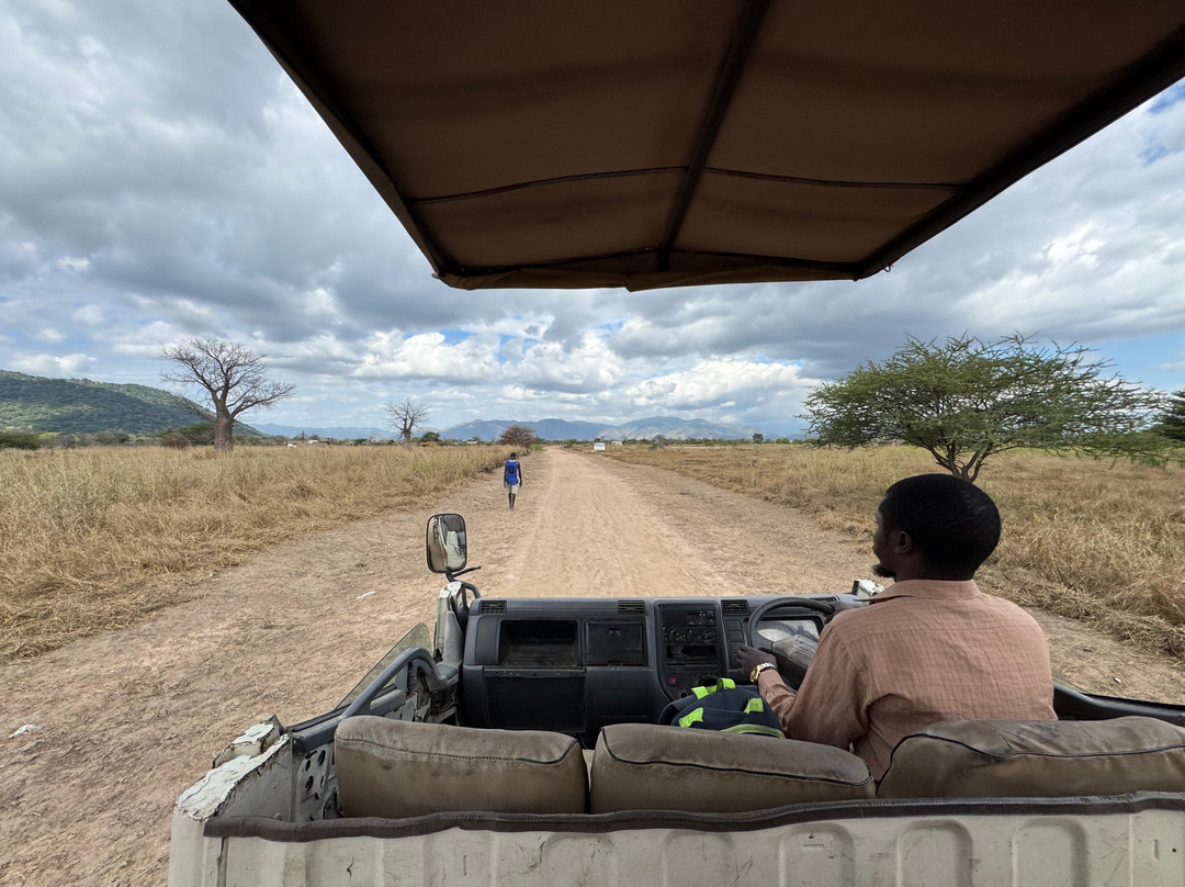 Anake Taxi And Tours Services-里朗威必去景点
