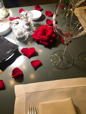 巴黎瑞瑟夫酒店主图