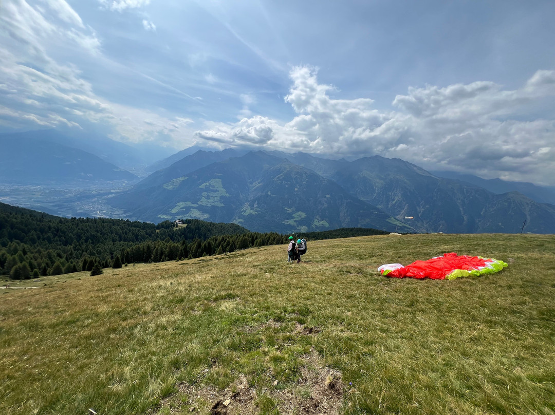 FlyHirzer-谢纳必去景点