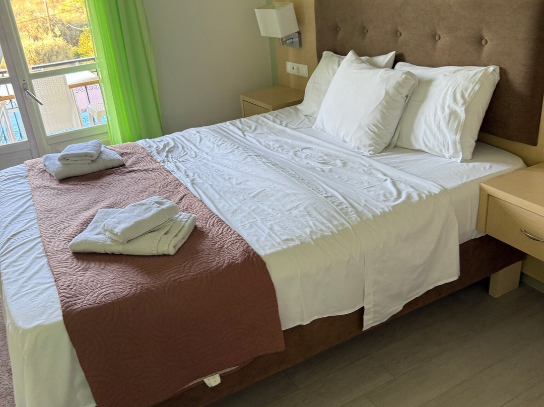 Vliho Bay Suites & Apartments主图