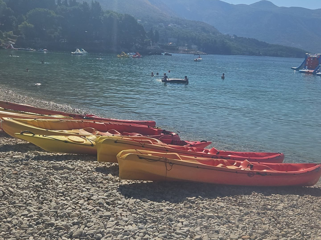 Silverland Sea Kayaking -Srebreno-Srebreno必去景点