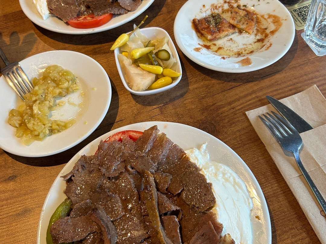 Tarihi Bursa Çarşı Kebapçısı