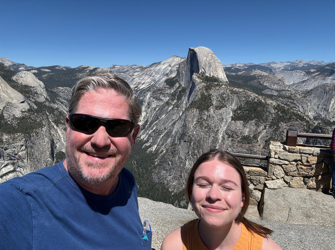 Yosemite Guide Service-格罗夫兰必去景点