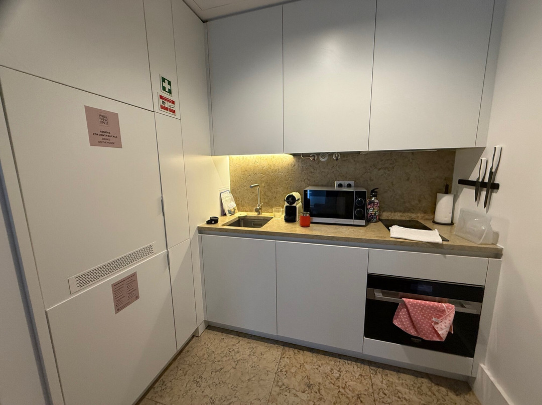 The House on Pink Street主图