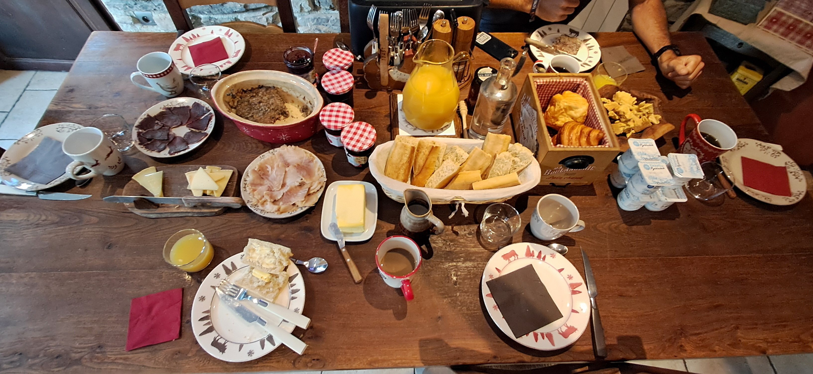 Au Chant des Marmites-官方