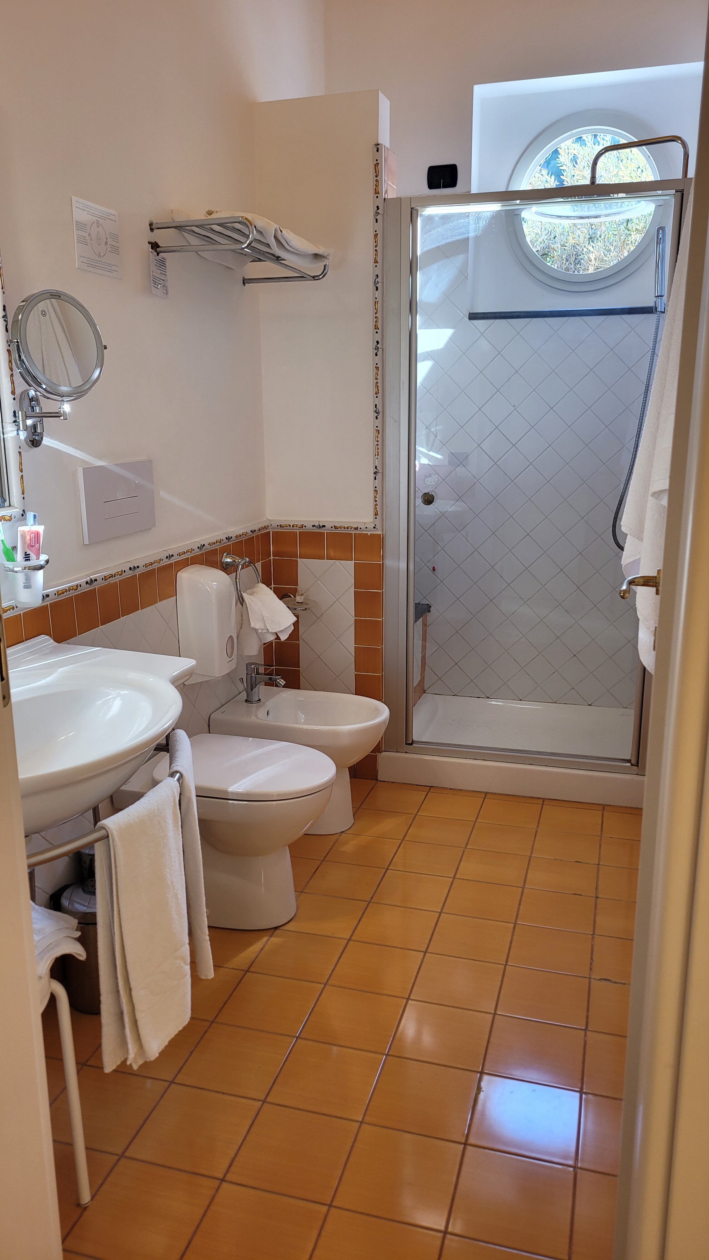 Hotel Bougainville-浴室