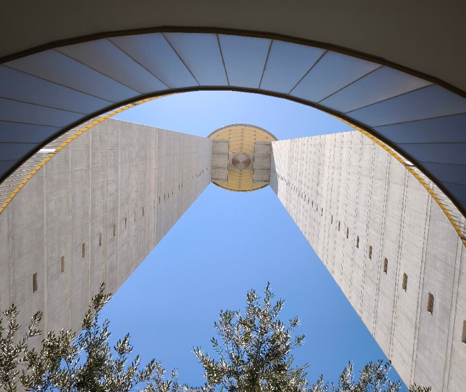 Intempo Building-贝尼多姆必去景点