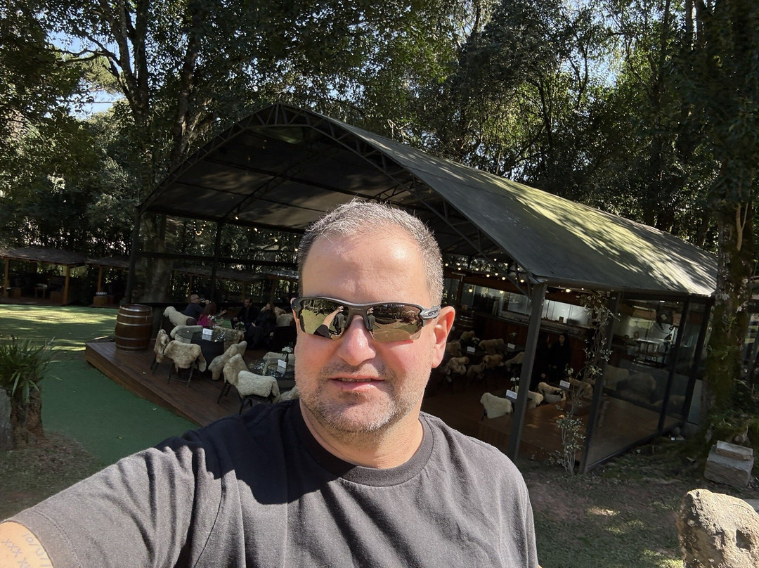 Cave Geisse-Pinto Bandeira必去景点