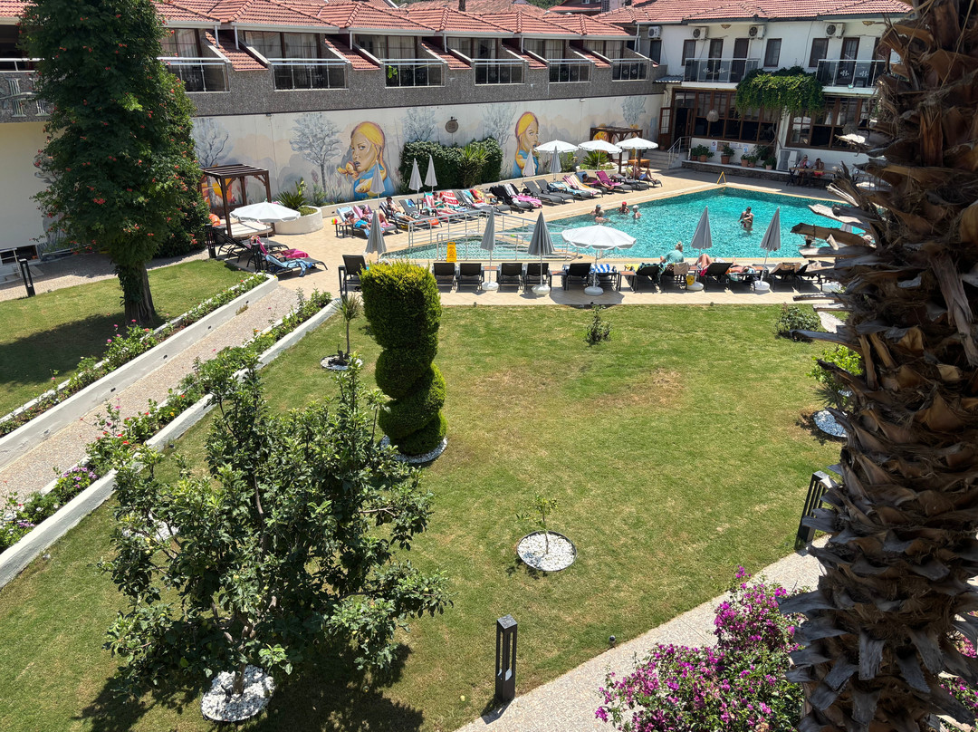 Han Deluxe Hotel & Suites主图