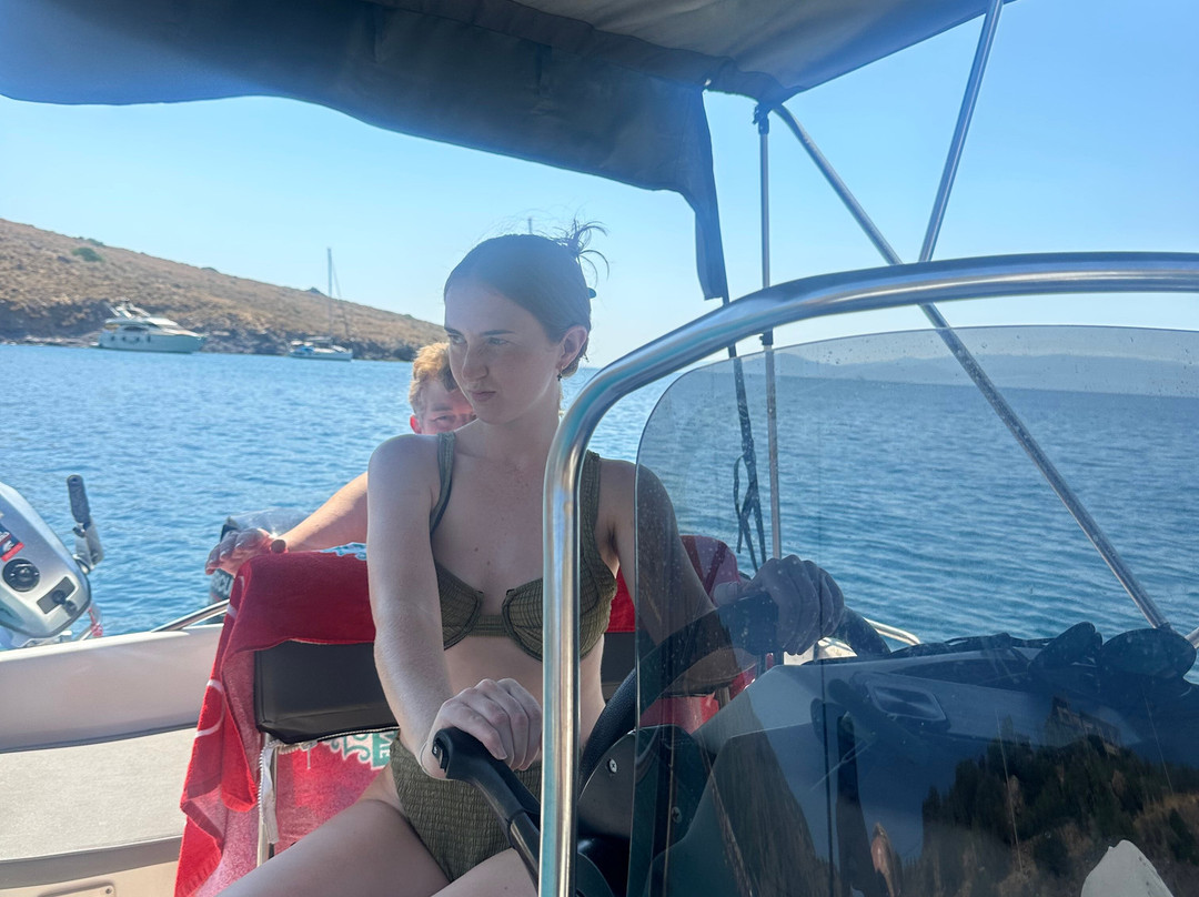 Aegina Rent a Boat by GM Marine-爱琴娜岛必去景点