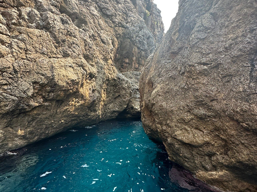 Perfect Charter-索列尔港必去景点