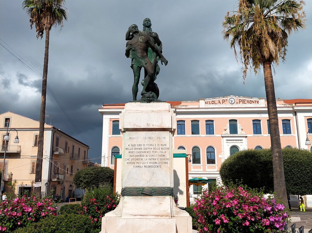 Monumento ai Caduti-Termoli必去景点