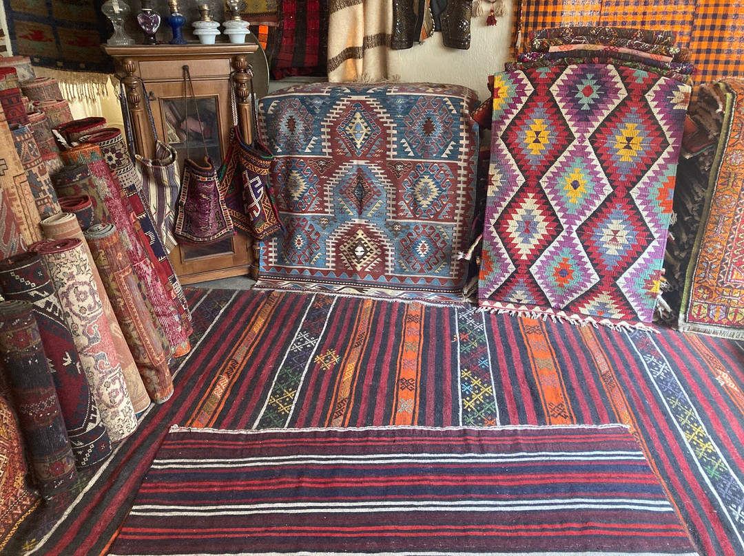 Kilimji Baba Rugs, Carpets, Kilims