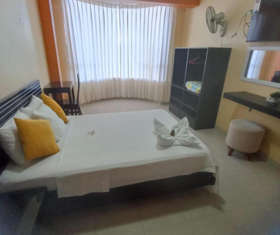 Royal Plaza Hotel Suite