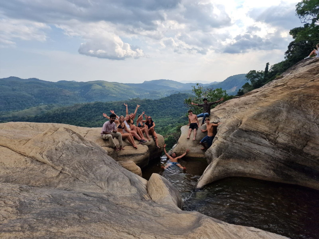 Zeylona Tours & Travels-Diyathalawa必去景点