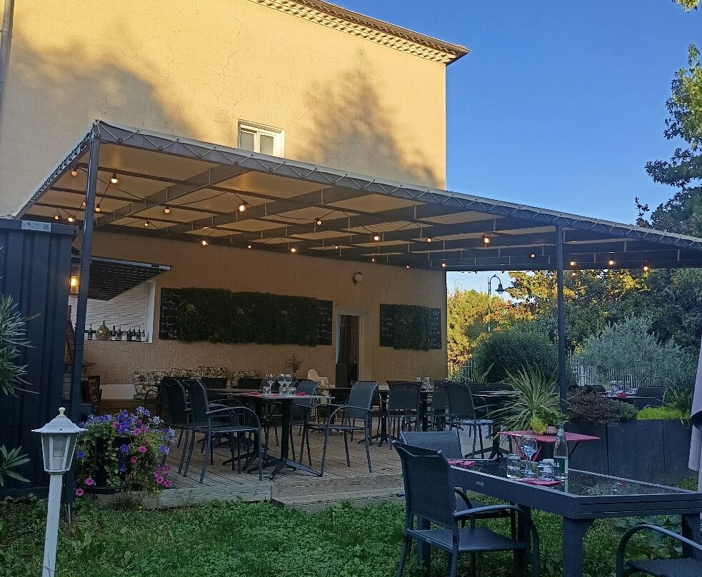 迪斯亚德酒店主图