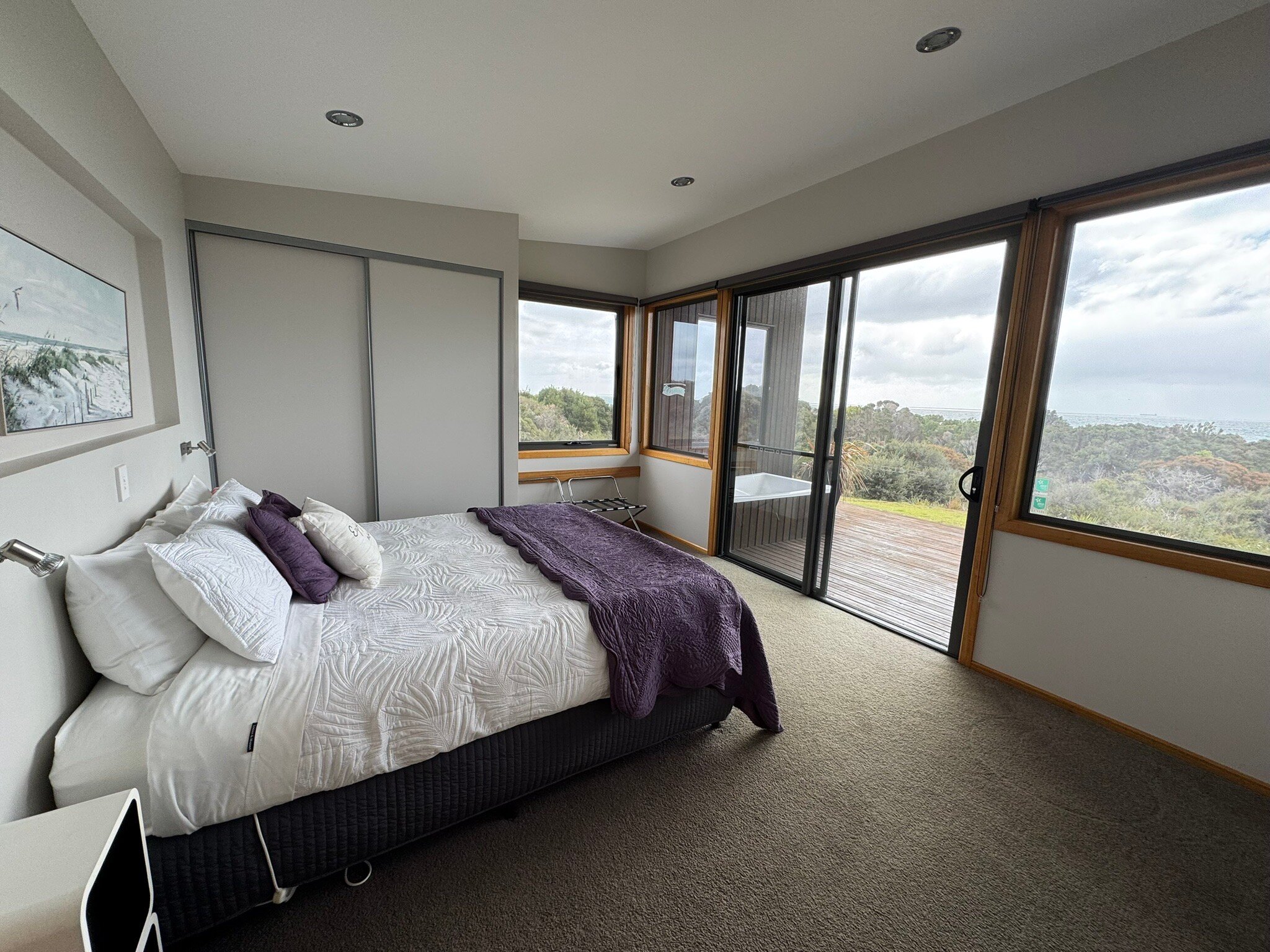 Rocky Cape Retreat-官方