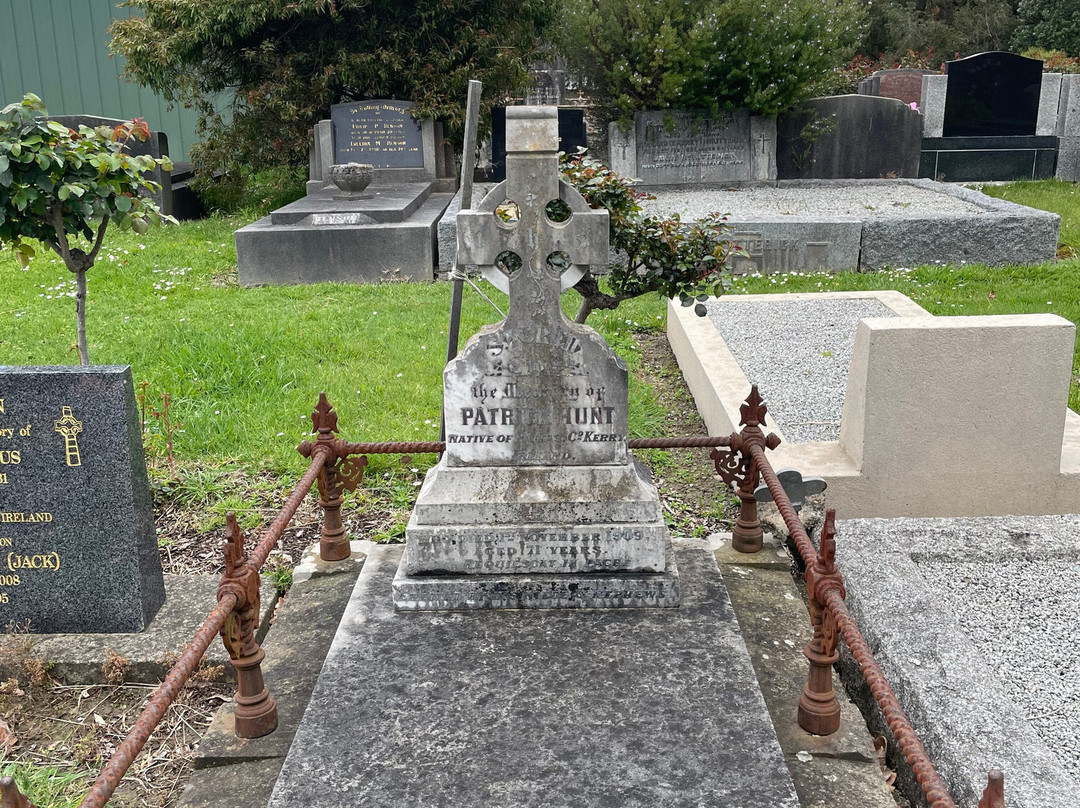 Meeniyan Cemetery-Meeniyan必去景点