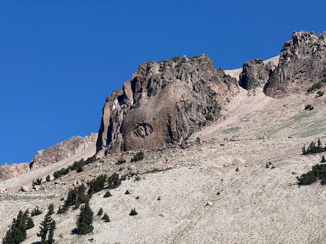 Mount Lassen-拉森火山国家公园必去景点