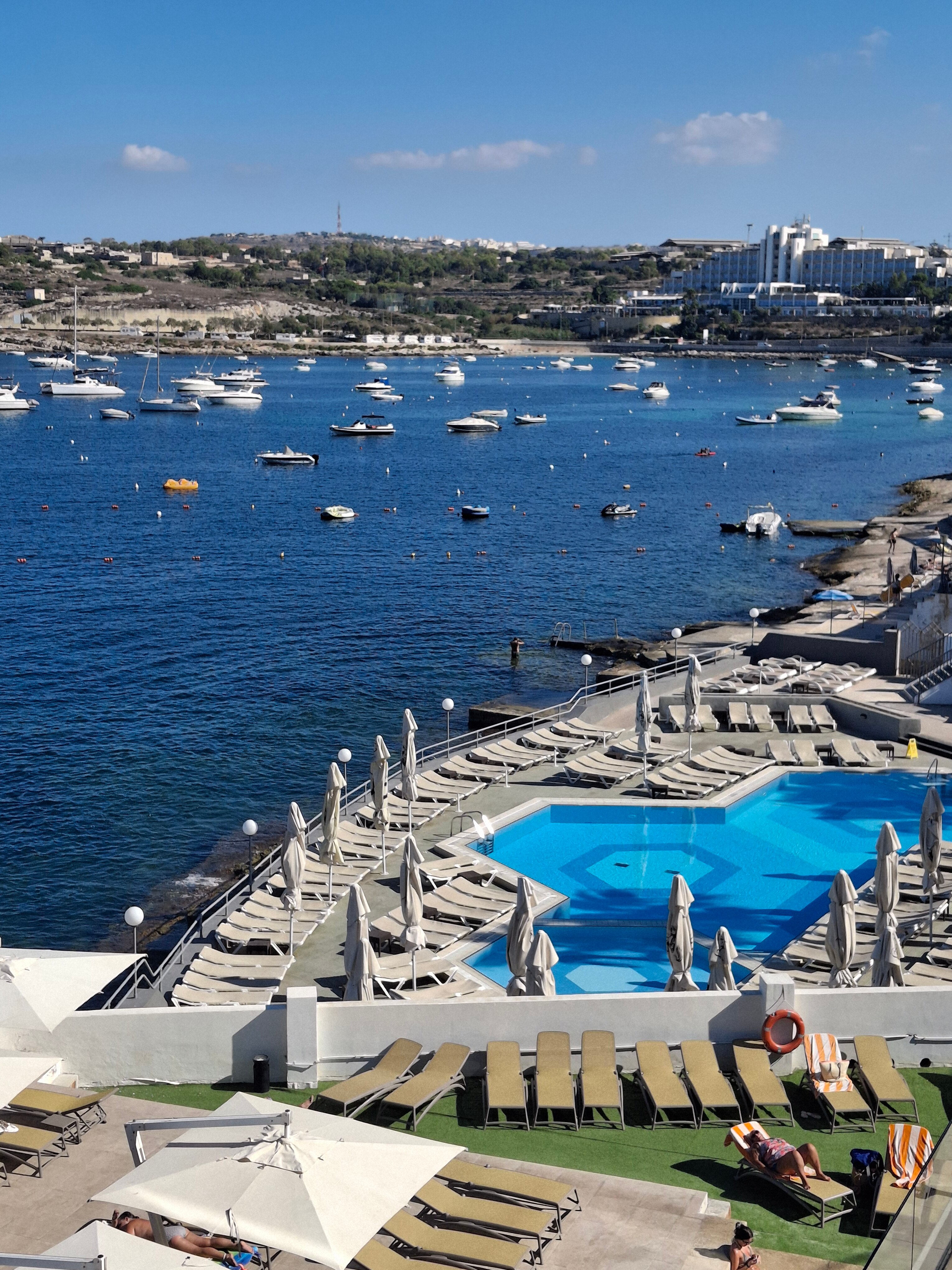 AX ODYCY Hotel-泳池