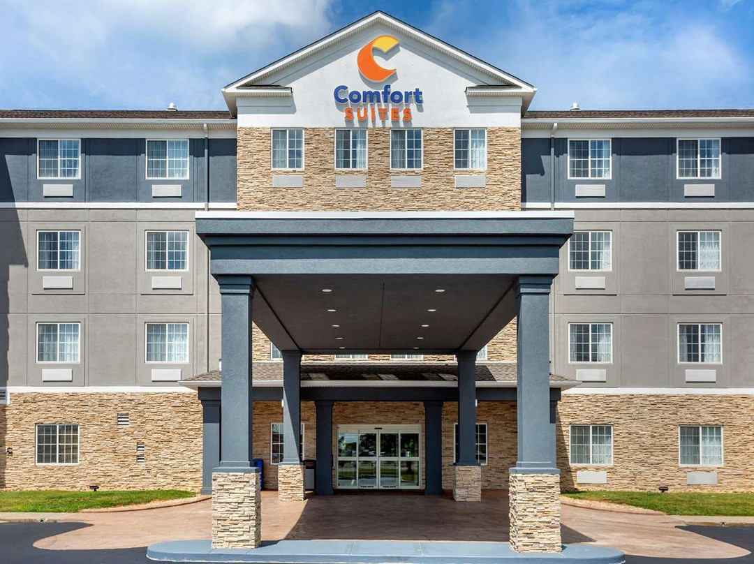 Comfort Suites