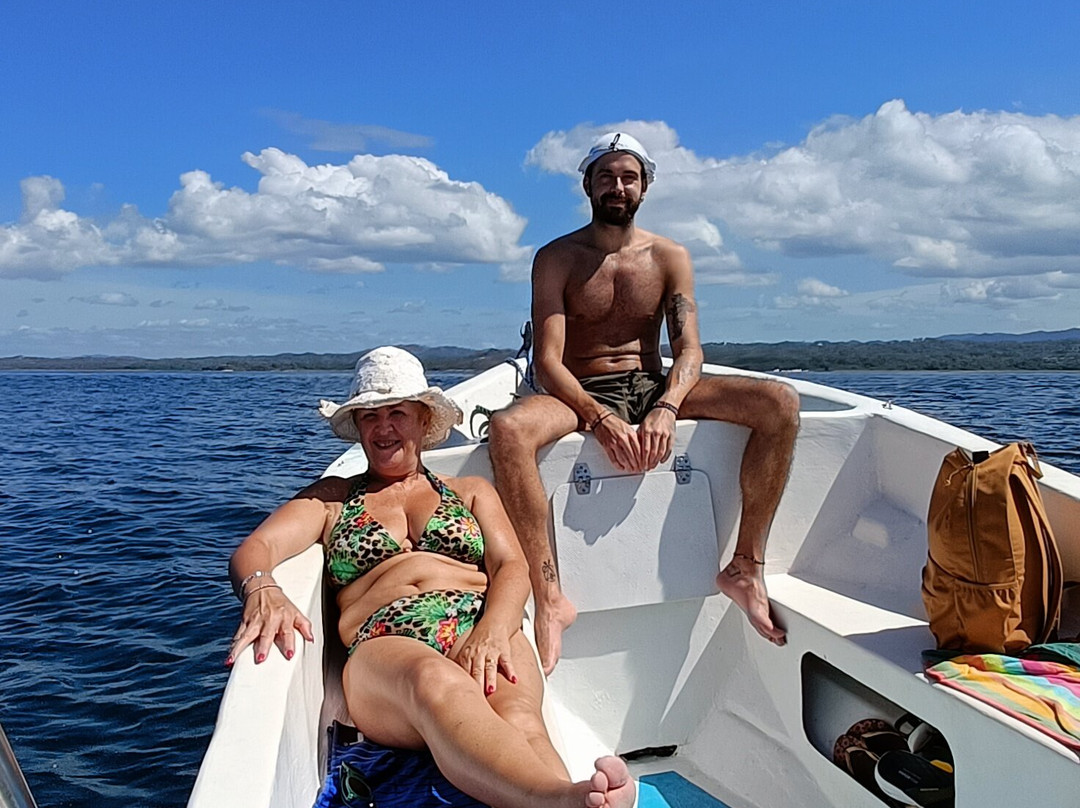 Purafishing Boat Tours and Snorkeling-圣晃尼悠必去景点