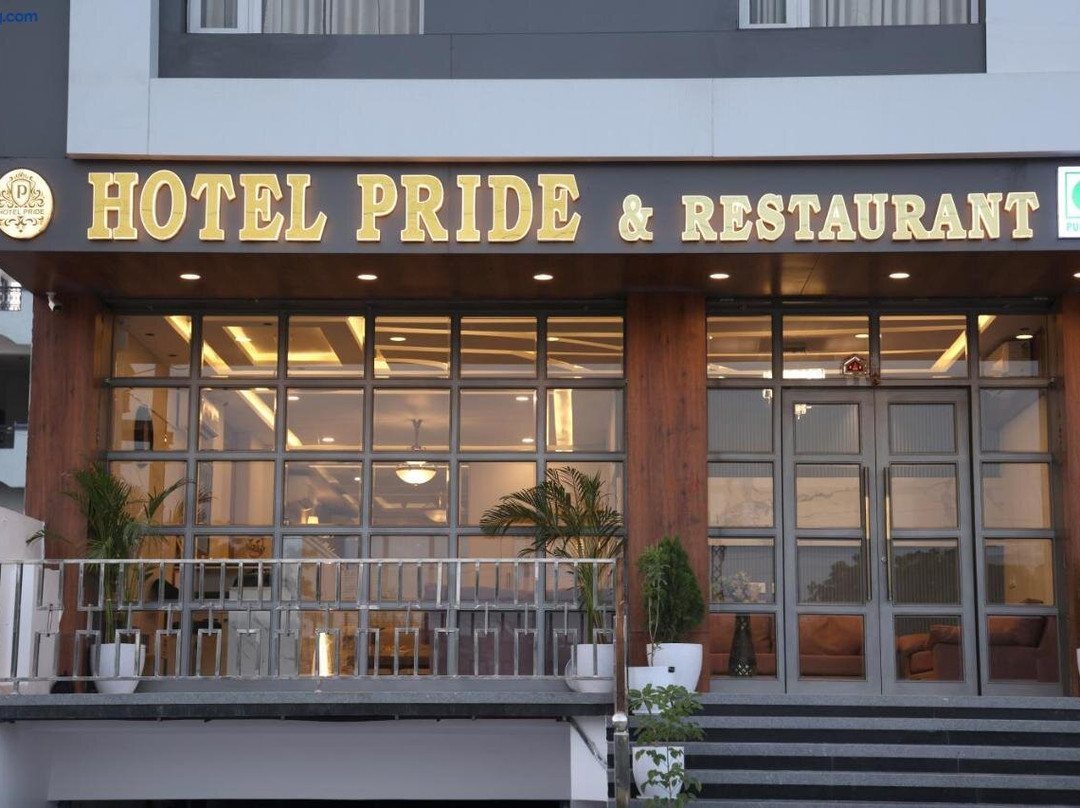 Hotel Pride & Restaurant